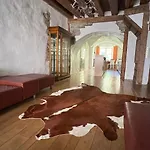 Luxury In The Heart Of Medieval Old Town Appartement *