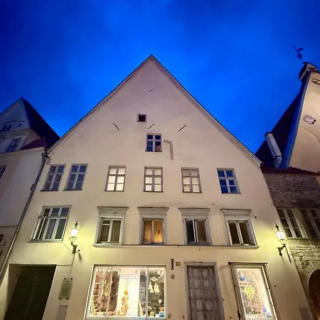 Romantic In The Heart Of Medieval Old Town تالين
