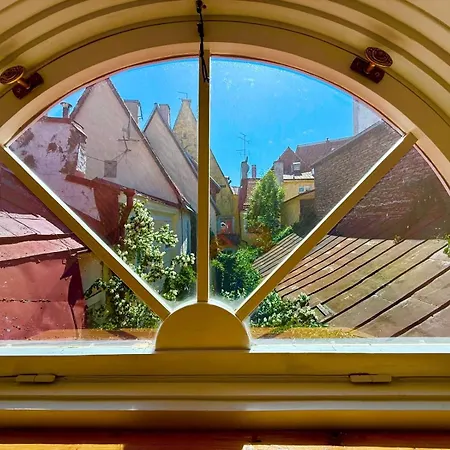 شقة Romantic In The Heart Of Medieval Old Town