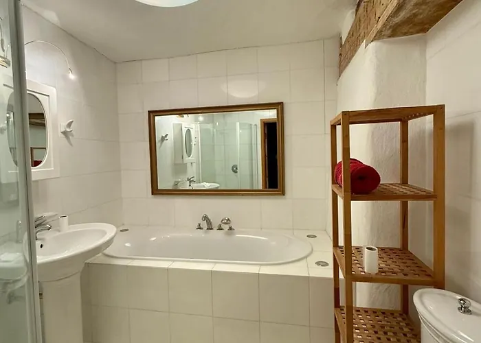 Luxury In The Heart Of Medieval Old Town Apartment *